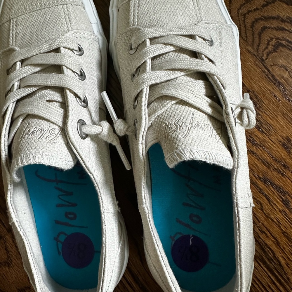 Blowfish Cream Sneakers